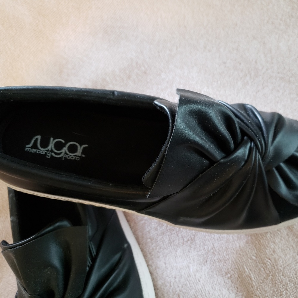 New with Tags Fashion Sport Shoe Size 11